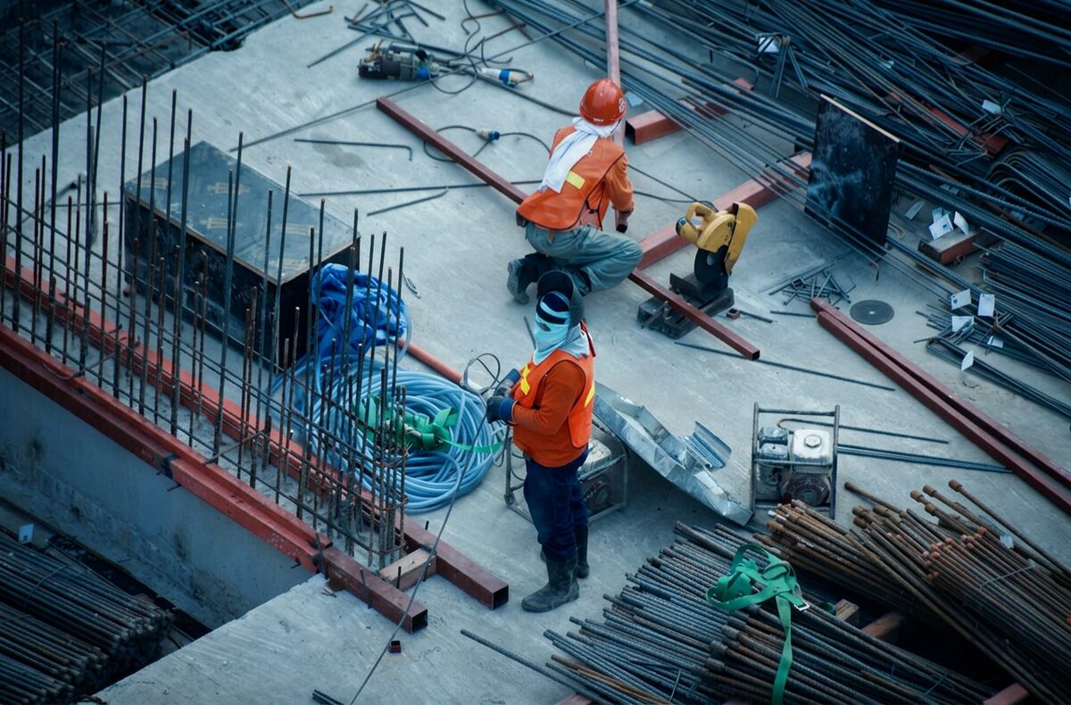 Steel building erection crew at work
